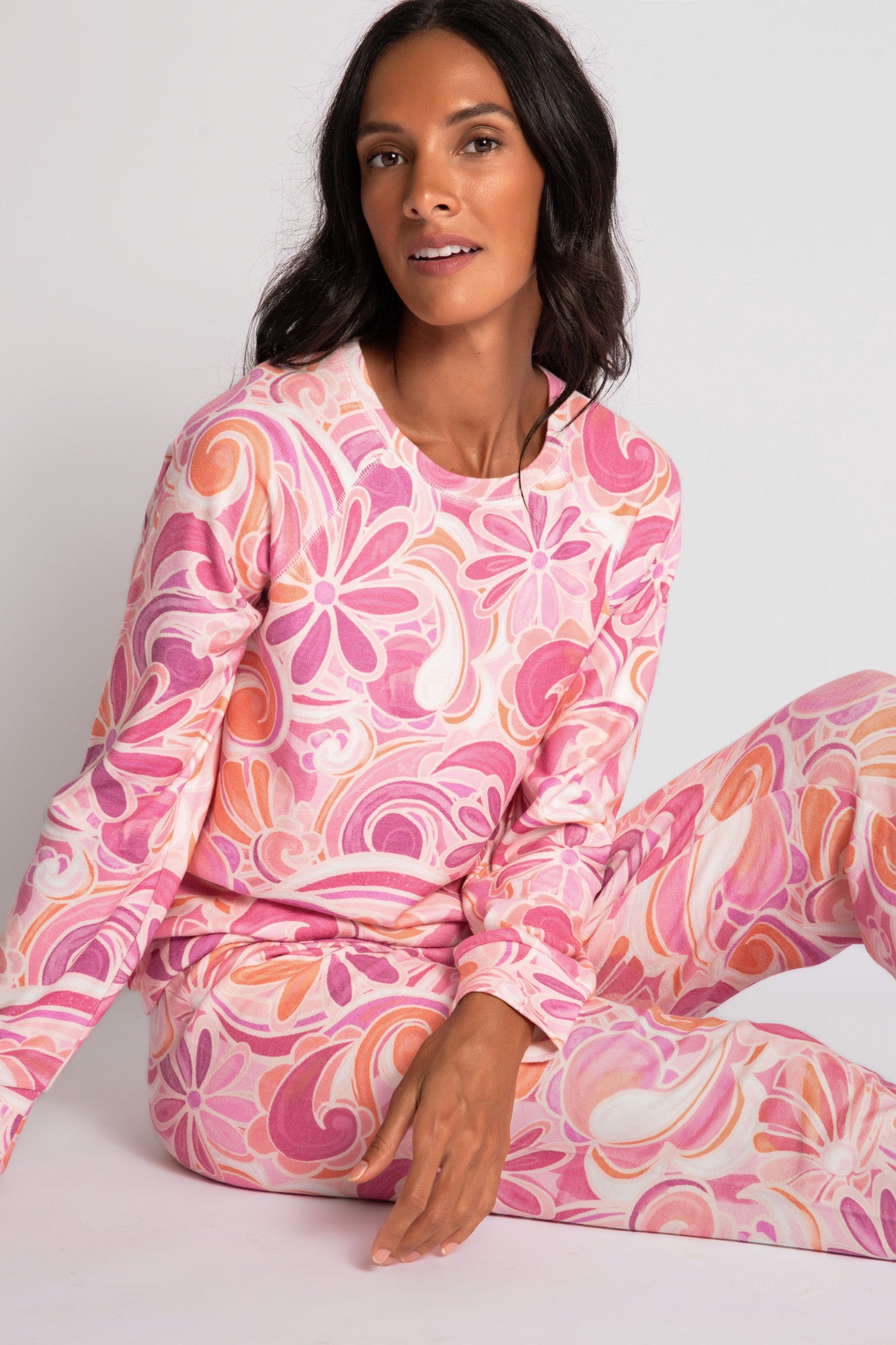 Women's pink print lounge set top & pant Stay Groovy – P.J. Salvage
